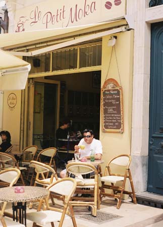 09.Carcassonne Cafe